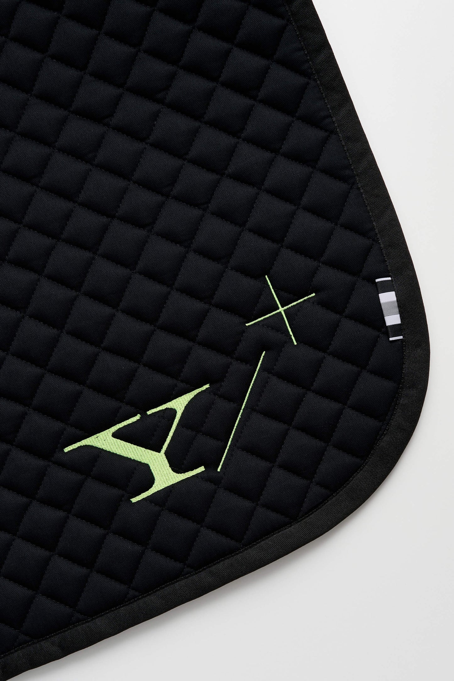 Y/ELM+ Saddle Pad